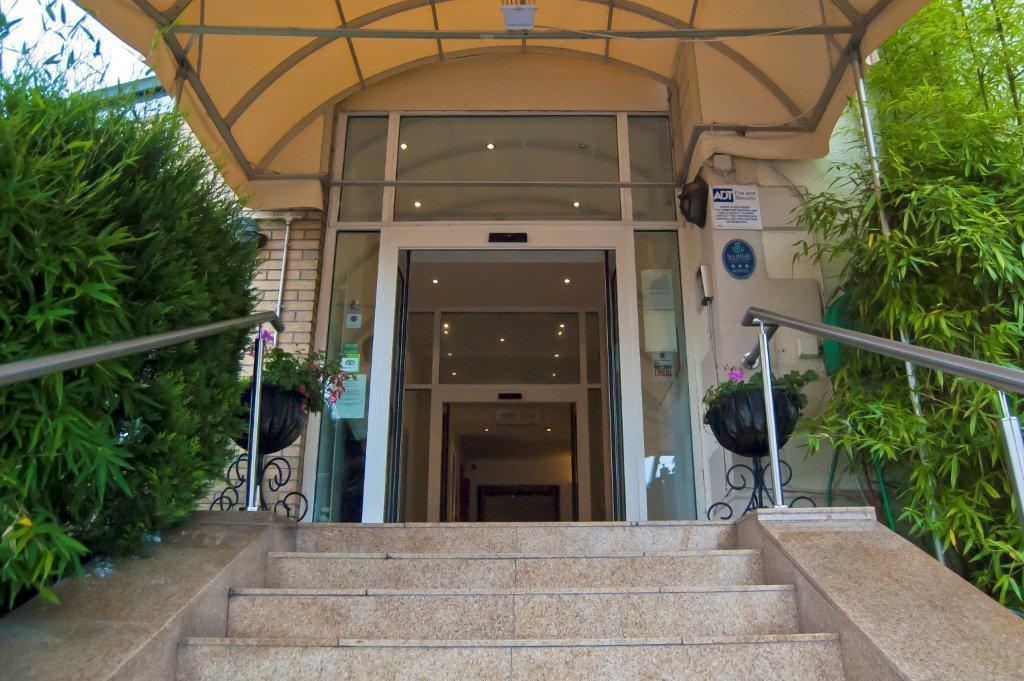 Avonbridge Hotel Hamilton Exterior photo